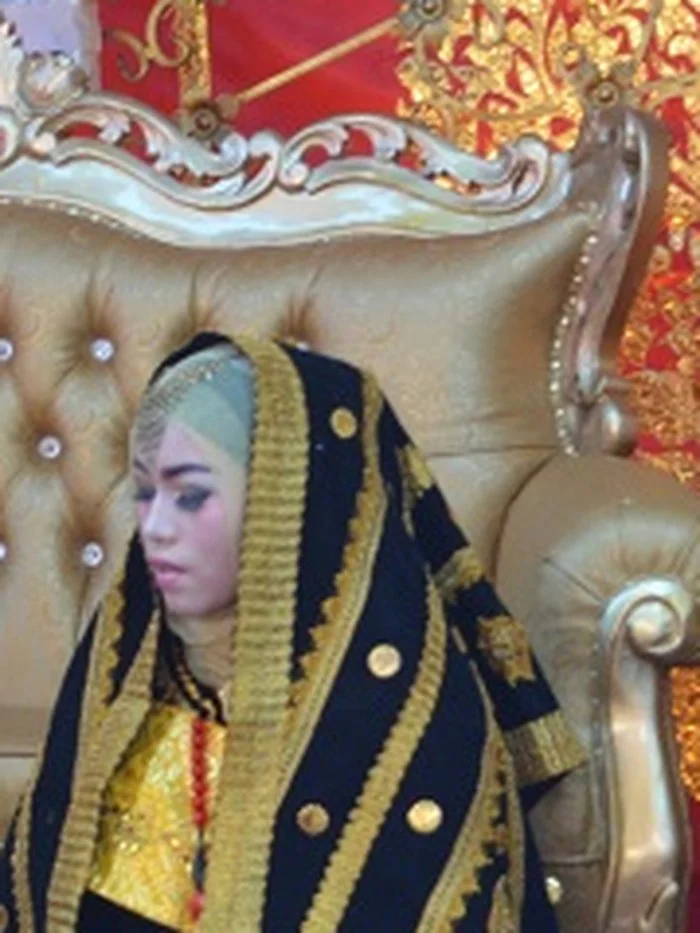 Pengantin di pelaminan saat prosesi akad nikah